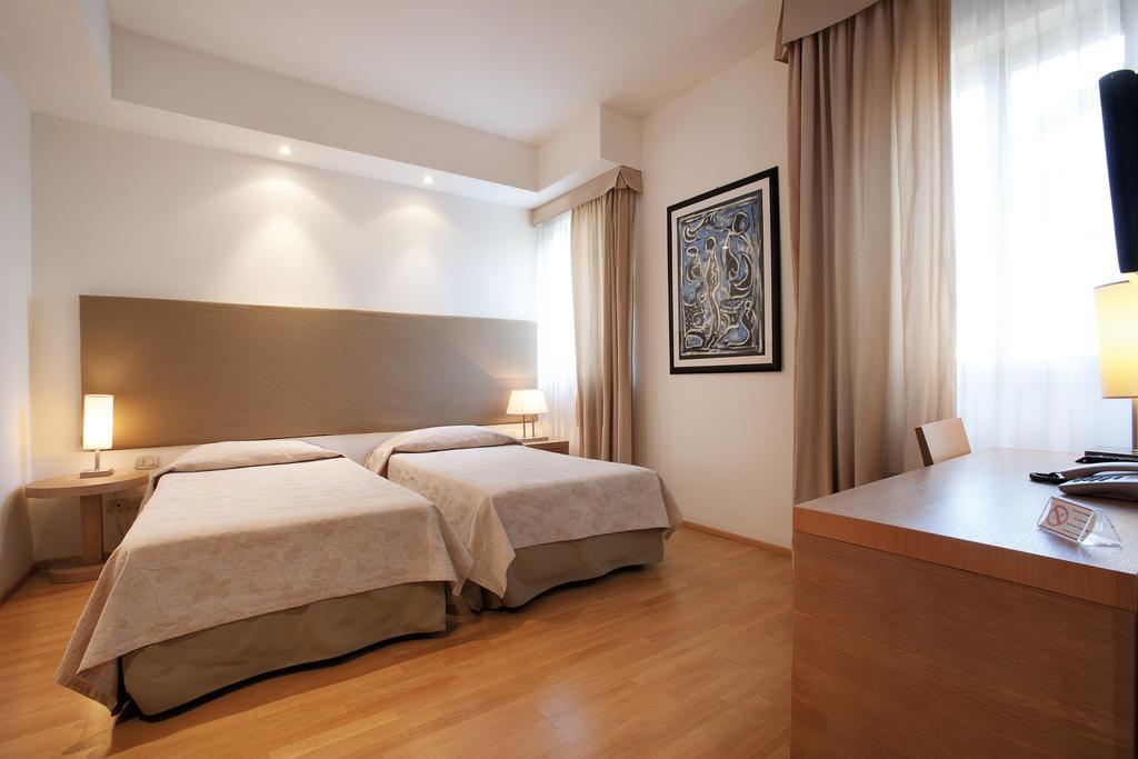 Hotel Campiello San Giovanni al Natisone الغرفة الصورة